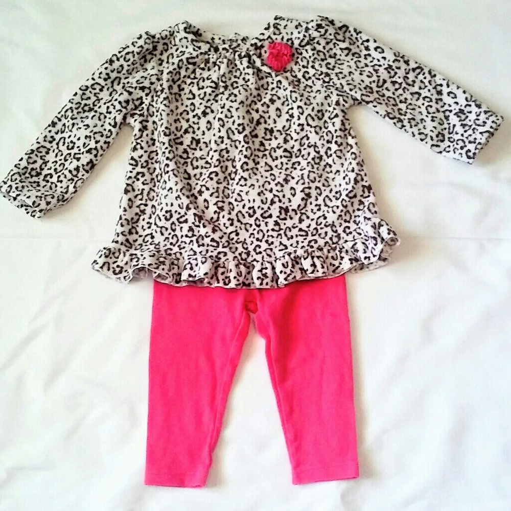 Child of Mine 2 piece outfit (6-9 months)